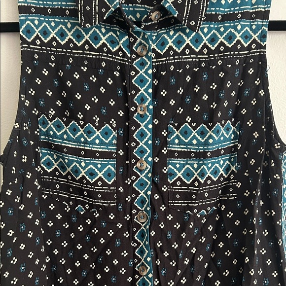 Anthropologie Akemi + Kin Boho Black and Teal Geometric Button-down Tank Blouse - Picture 4 of 7